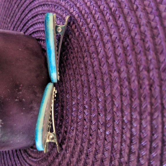 Fun Hair Clips - Picture 2 of 4